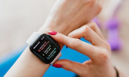 Cara Efektif Berhenti Merokok Dengan Smartwatch