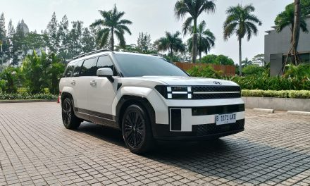 Teknologi Canggih! Hyundai SANTA FE Hybrid Naik Kelas