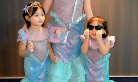 Arsy, Ameena, Dan Azura Cosplay Princess Di Disney Cruise