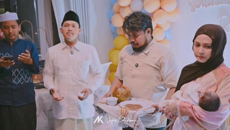 Momen Haru Akikah Baby Sida Anak Keempat Rigen Dan Indah