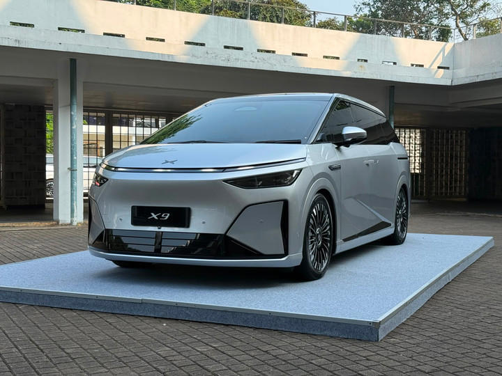 Revolusi MPV Listrik! XPeng X9 Facelift, Teknologi Lebih Pintar