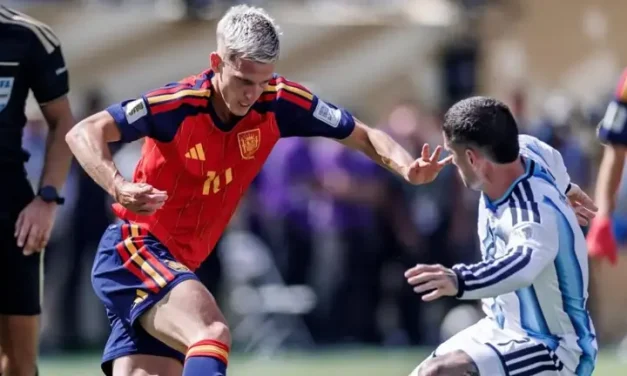 Kontroversi Panas, Dani Olmo Ragukan Penyesalan Roberto Ayala