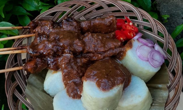 Kuliner Legendaris! Sate Luwes Yang Selalu Di Cari Pecinta Sate