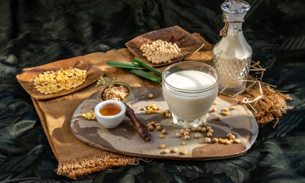 Satu Gelas Sehari, Ini Efek Susu Kedelai Dan Madu Bagi Tubuh