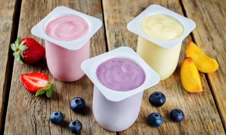 Jangan Tertipu! Yogurt Beraroma Bisa Mengandung Gula Tinggi