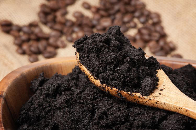 Bikin Takjub! Cara Jenius Menggunakan Ampas Kopi Di Rumah