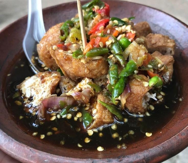 Bukan Jajanan Biasa! Tahu Gejrot Cita Rasa Pedas, Manis & Gurih
